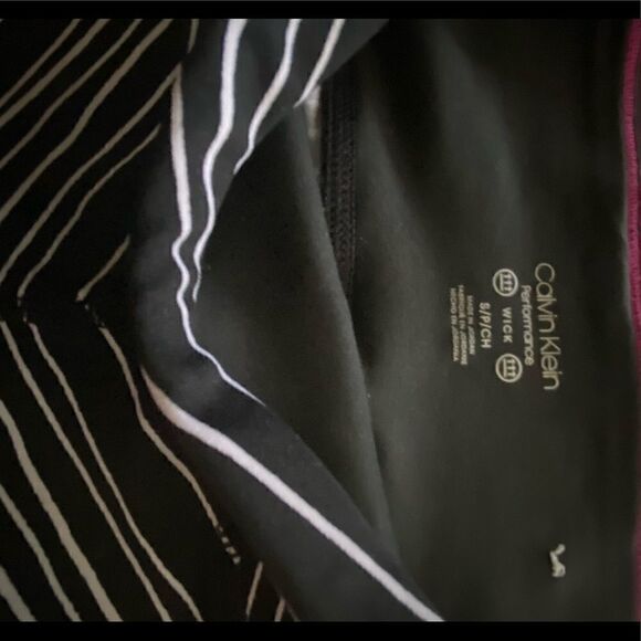 NWT Calvin Klein Performance Cropped  Leggings - Picture 6 of 10